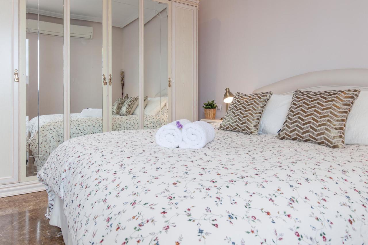 Apartament Amplio&Luminoso Triana Sewilla Zewnętrze zdjęcie