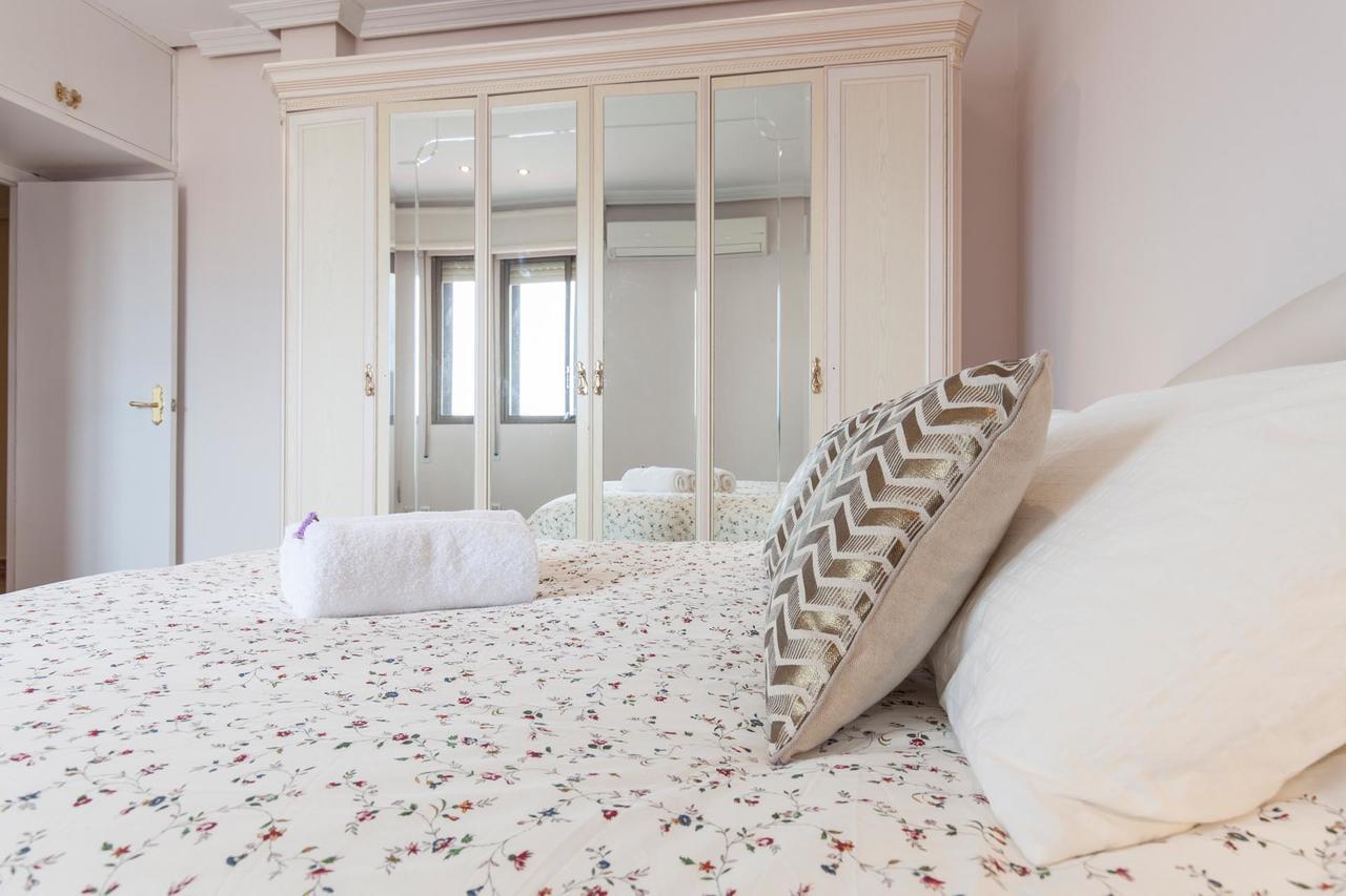 Apartament Amplio&Luminoso Triana Sewilla Zewnętrze zdjęcie